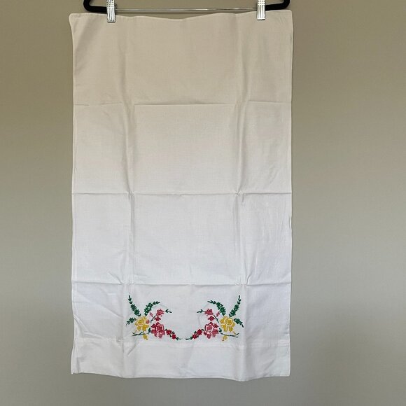Vintage Pillowcase Embroidered Cross Stitch Roses - Picture 1 of 4